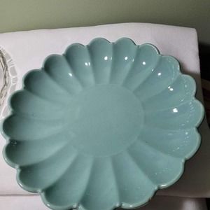 Heager seamist scalloped  plate tray large